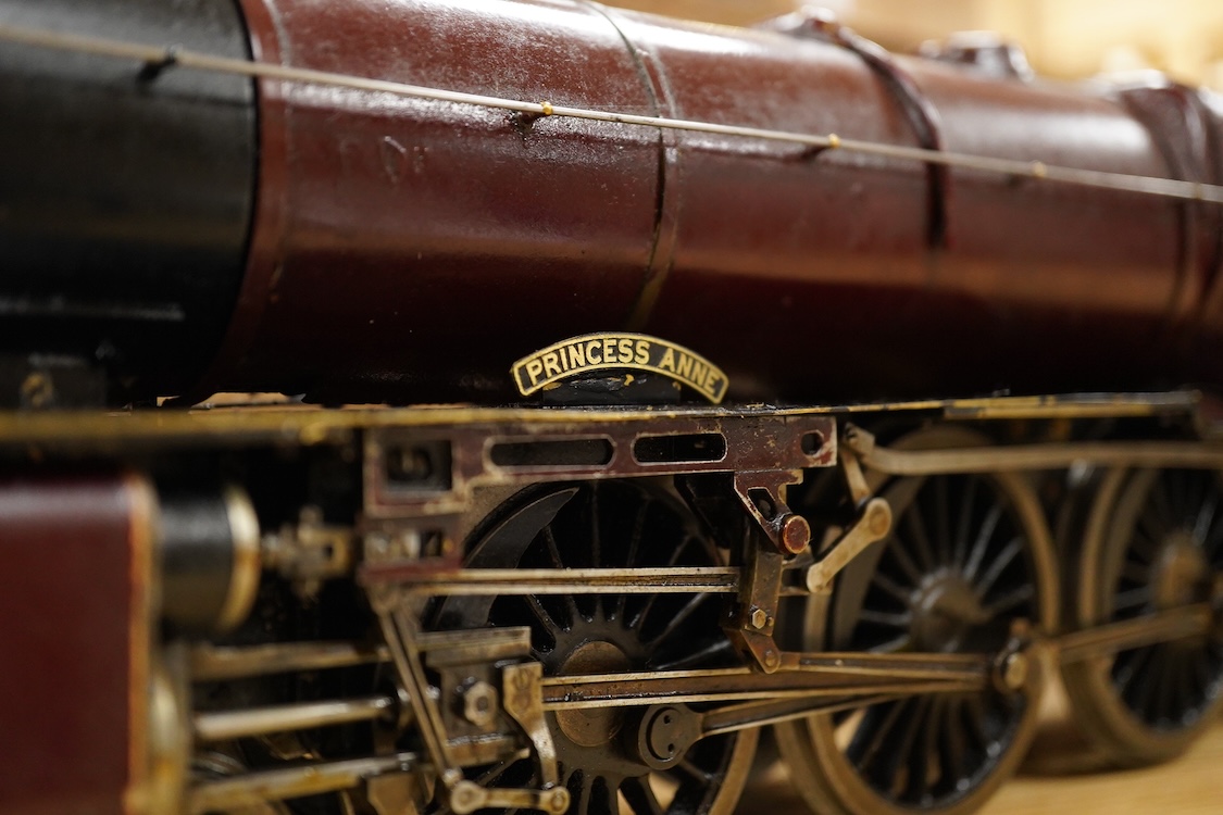 A Gauge One live steam BR Princess Royal class 4-6-0 tender locomotive, Princess Anne 46202, with spirit fired ‘Project’ type boiler with two working cylinders, the frames, wheels and Walshaerts valve gear originally bui
